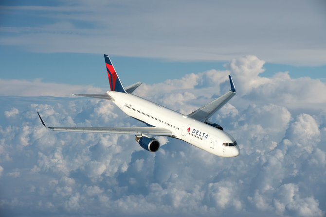 Shutterstock nuotr. / „Delta Airlines“ lėktuvas