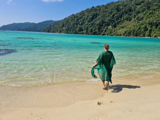 Tailandieciai.lt nuotr. / Jei svajojate apie saulėtas dienas ir skaidrią jūrą, į Tailandą verčiau vykti sausuoju metų laiku