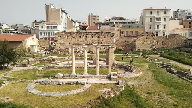 „Po kelionės“ nuotr. / Atėnai – miestas, kur šalia ir dabartis, ir istorija. Hadranto biblioteka