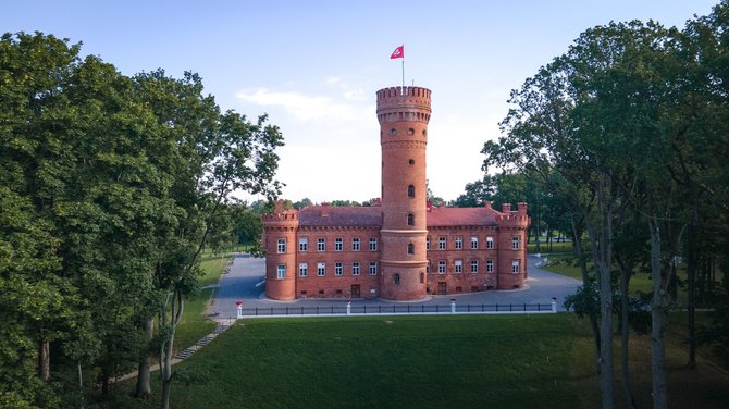 Panemunių regioninio parko / I.Skridlos nuotr. / Raudonės pilis