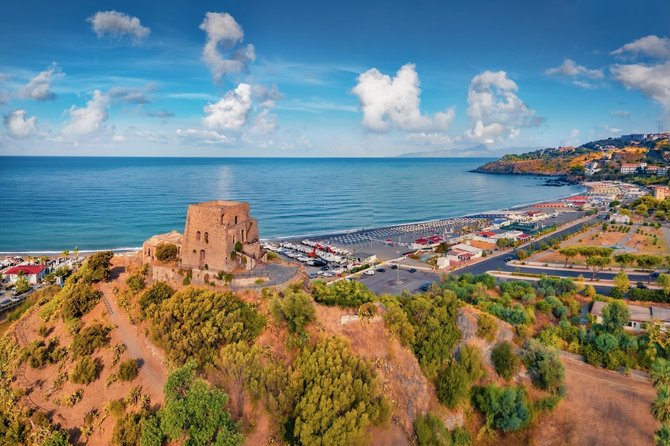 Foto da Shutterstock. / Spiagge favorevoli al relax di qualità