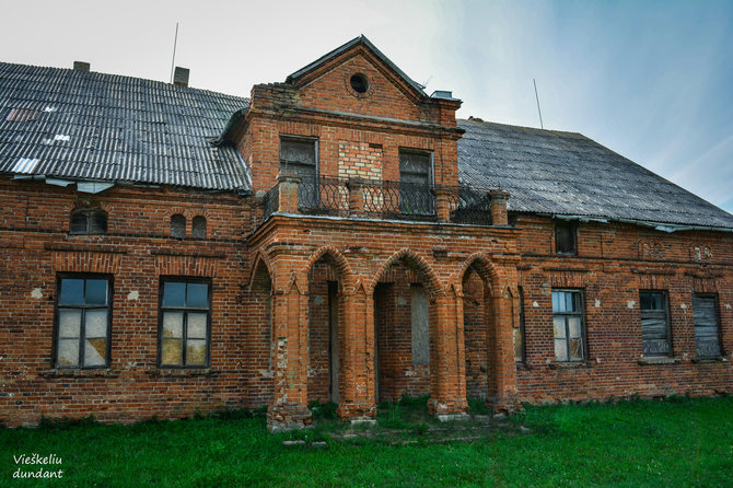 „Vieškeliu dundant“ nuotr. / Vinkšnupių dvaro rūmai (Vilkaviškio r.)