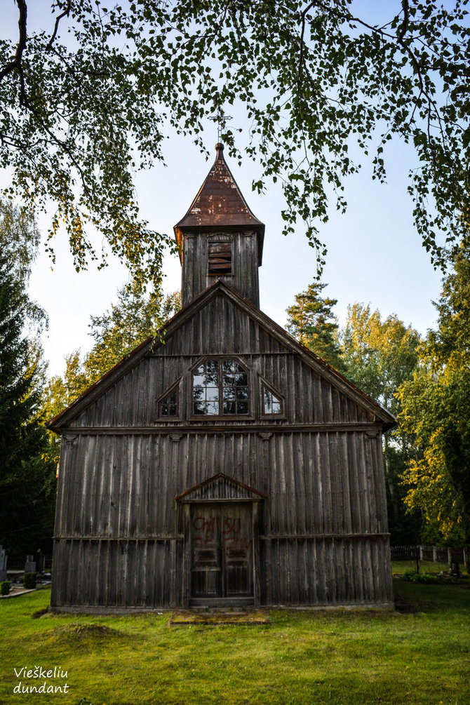 „Vieškeliu dundant“ nuotr. / Parausių koplyčia (Vilkaviškio r.)