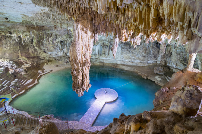 Shutterstock nuotr. / Cenote Suytun, Meksika