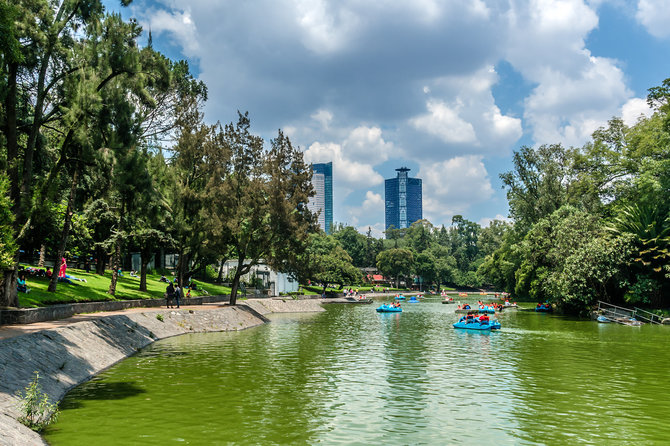 Shutterstock nuotr. / Žaliasis Bosque de Chapultepec parkas, Meksiko miestas, Meksika