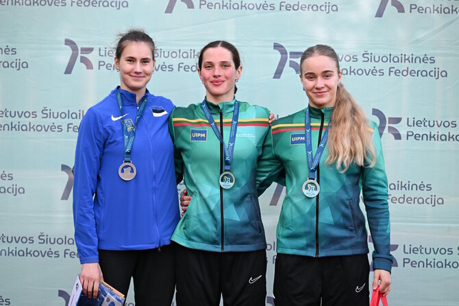 D.Kibirkščio nuotr./Johanna Maria Jogisu, Martina Rutkauskaitė ir Gustė Pečiulytė