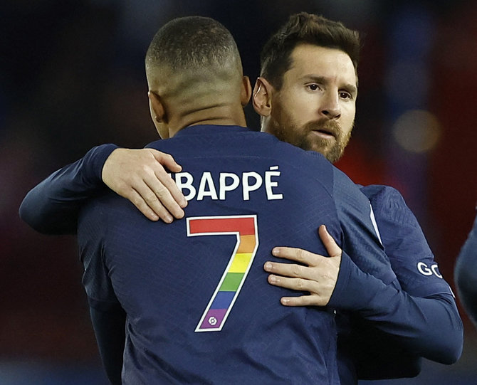 REUTERS nuotr./Kylianas Mbappe ir Lionelis Messi.