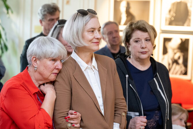 D.Matvejev nuotr./Rimo Tumino kūrybai įprasminti atidengta skulptūrinė kompozicija