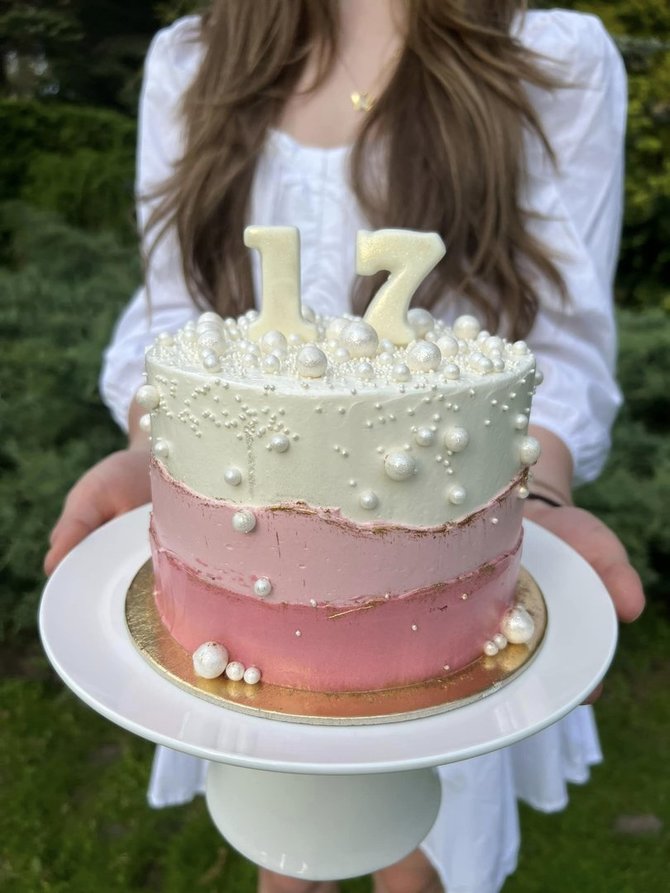 Estelos Stumbraitės gimtadienio tortas