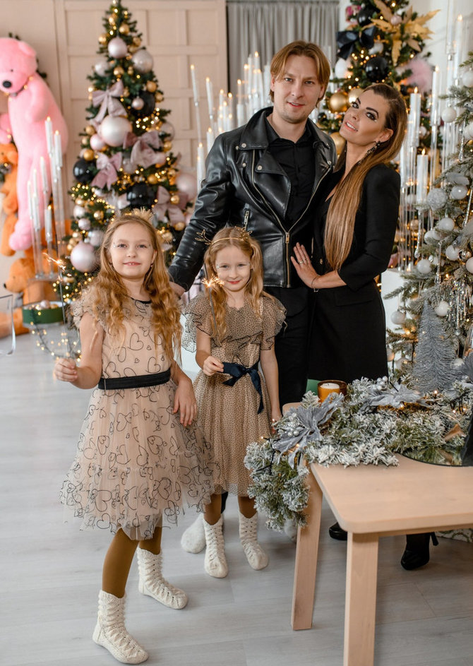 Asmeninio albumo nuotr./Justinas Lapatinskas su šeima