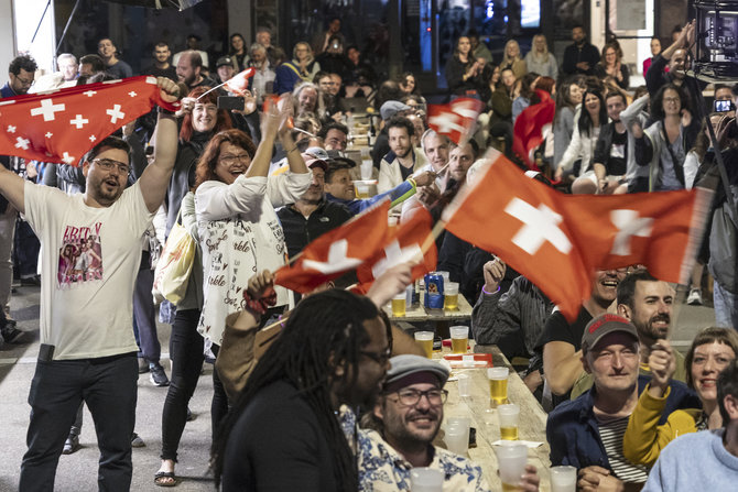 AFP/„Scanpix“ nuotr./Šveicarija švenčia Nemo pergalę „Eurovizijoje“