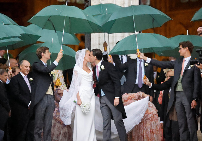 AFP/„Scanpix“ nuotr./Belgijos princesės Marios Lauros ir bankininko Williamo Isvy vestuvės