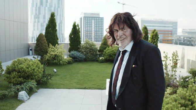 Filmo kadras/Filmas „Toni Erdmanas“