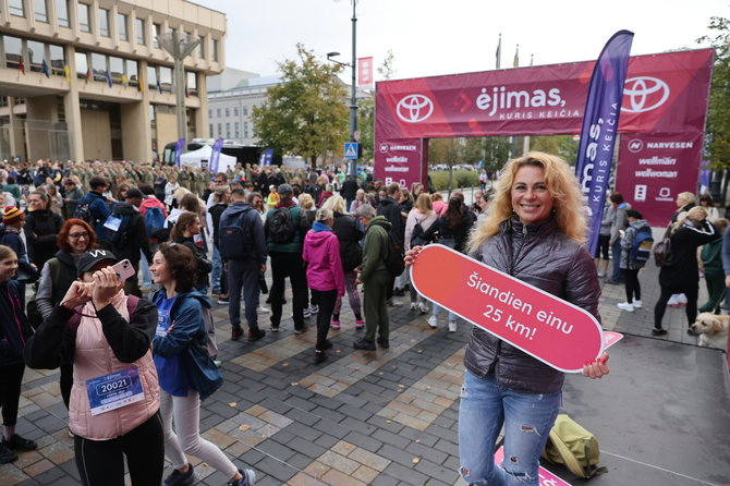 Gedmanto Kropio nuotr./Vilniaus gatves užpildė ėjimo entuziastai