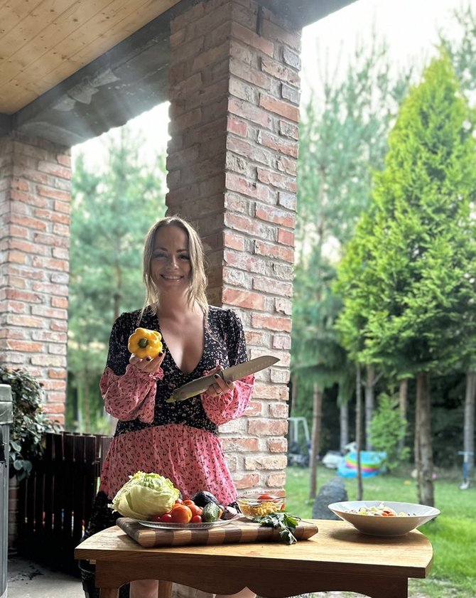 Asmeninio albumo nuotr./Ineta Puzaraitė-Žvagulienė kasdien vaikus skatina valgyti daržoves
