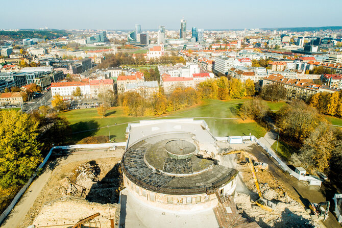 Griaunami Profsąjungų rūmai / Irmanto Gelūno / „ŽMONĖS Foto“ nuotr.