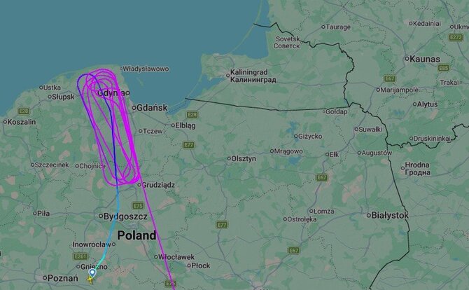 Ekrano nuotr. iš flightradar24.com/Vieno iš orlaivių skrydis