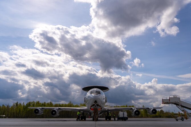 NATO Airborne Early Warning & Control Force nuotr./Šiauliuose nusileido NATO žvalgybiniai lėktuvai