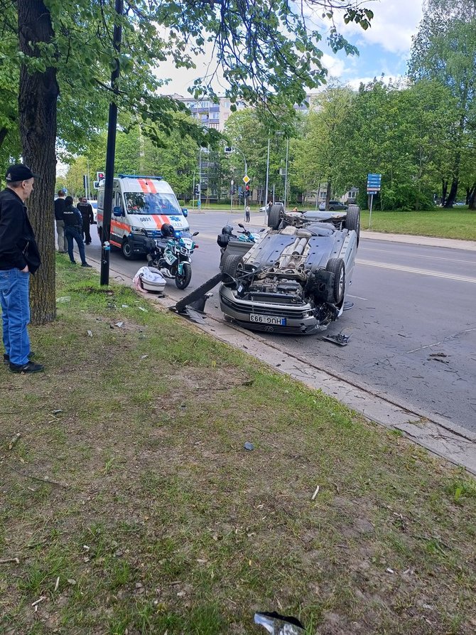 15min skaitytojo nuotr./Avarija Erfurto gatvėje