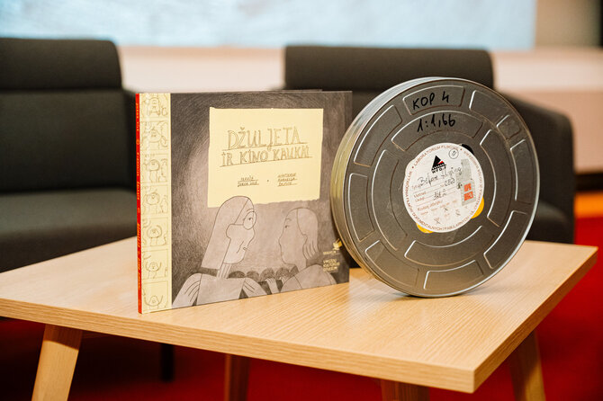 Modesto Endriuškos nuotr. /Knyga „Džuljeta ir kino kaukai“ 