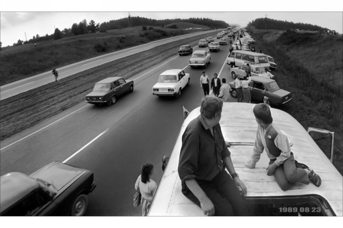 Fotografo Viliaus Jasinevičiaus ciklas „Atgimimas“ (1987-1989)