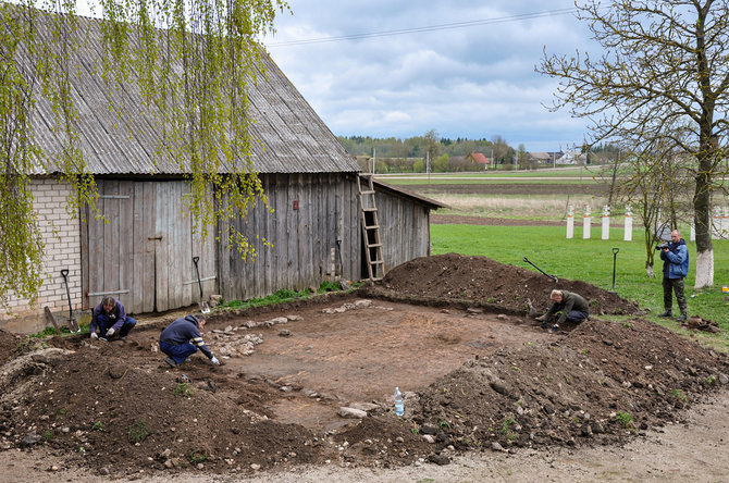 Prisikėlimo apygardos štabo bunkerio, kuriame 1949 m. vasarį vyko visos Lietuvos partizanų vadų suvažiavimas, archeologinių tyrimų darbai 2009 m.