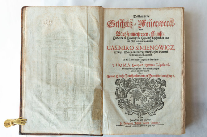 Lietuvos nacionalinės Martyno Mažvydo bibliotekos nuotr./Kazimiero Semenavičiaus (apie 1600–apie 1651) veikalas „Artis magnae artilleriae“ 