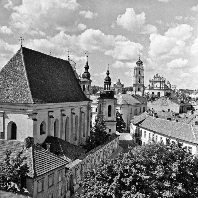 Mečislovo Sakalausko nuotr. Vilniaus dailės akademijos leidyklos archyvas/Šv.Mykolo bažnyčia