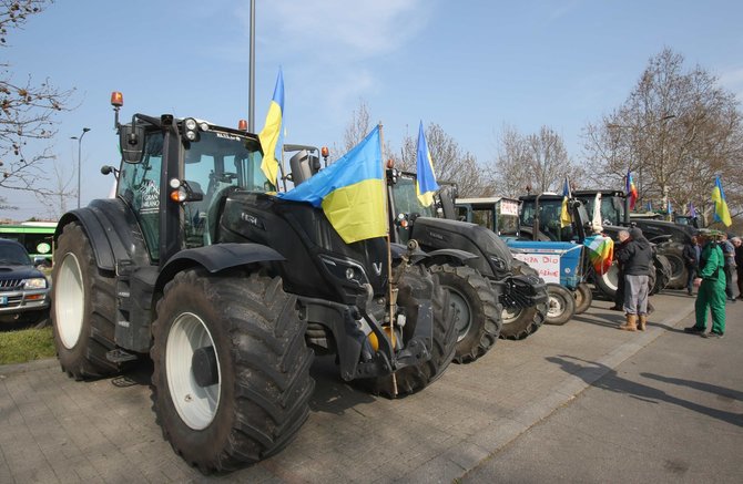 „Zuma Press“/„Scanpix“ nuotr./Ukrainos ūkininkai