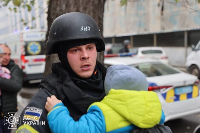 Ukrainos valstybinė nepaprastųjų situacijų tarnyba/Rusijos ataka Charkive