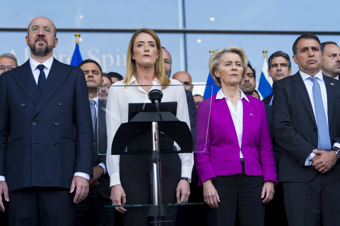 Europos Parlamento nuotr./Charlesas Michelis, Roberta Metsola, Ursula von der Leyen ir Haimas Regevas