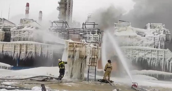 Stopkadras/Gesinamas gaisras Rusijos gamtinių dujų terminale