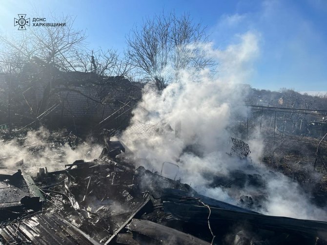Ukrainos valstybinės nepaprastųjų situacijų tarnybos nuotr./Rusai bombardavo Kupjanską 