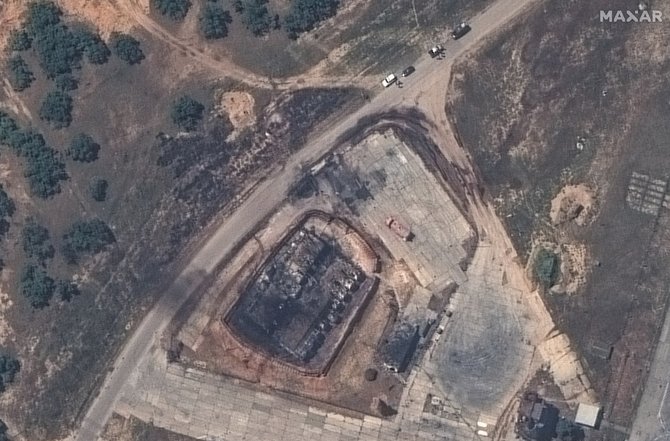 Maxar nuotr./Belbeko aerodromas Kryme po atakos