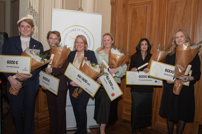 Queen Silvia Nursing Award nuotr./Švedijos karalienės Silvios apdovanojimų akimirka