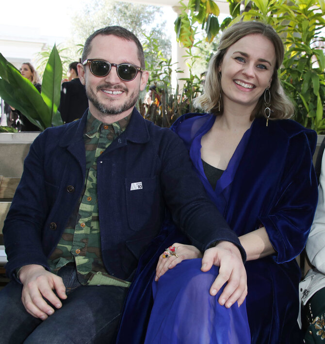 Vida Press nuotr./Mette-Marie Kongsved ir Elijah Woodas