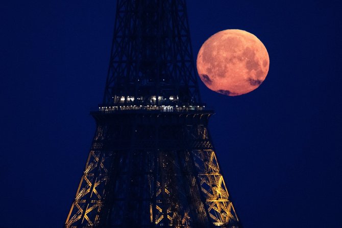 AFP/„Scanpix“ nuotr./Rožinis Mėnulis