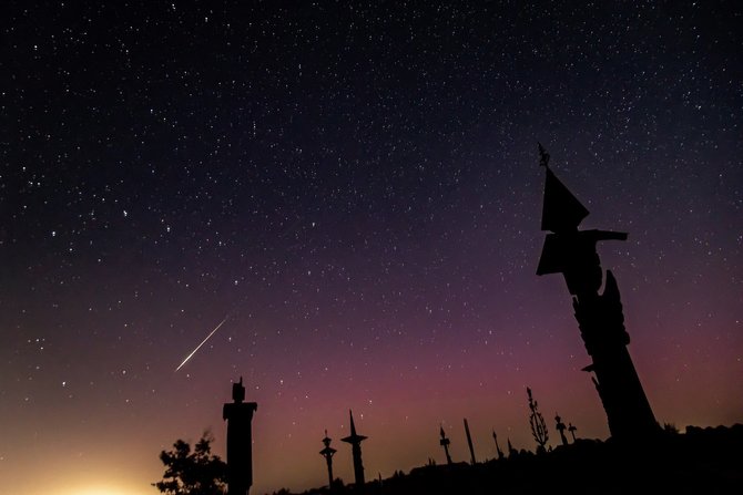 Liudo Barono nuotr./Perseidų meteorų lietus Trakuose