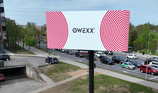 Bendrovės nuotr./OWEXX tripusis ekranas Vilniuje