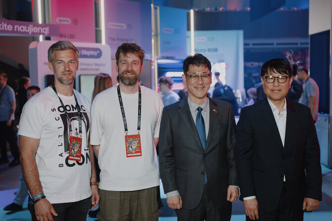 Organizatorių nuotr./Iš kairės – Tomas Vievesis, Šarūnas Tamulis, Joyoung Jeon ir Seung-Jin Kang
