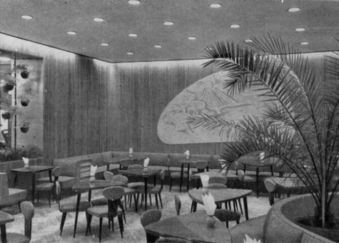 B. Čereškos archyvo nuotr./Autentiškas kavinės „Neringa“ Vilniuje salės interjeras (1959 m, architektai Algimantas ir Vytautas Nasvyčiai, sienų tapyba, dailininkai Vladas Jankauskas, Vytautas Povilaitis)