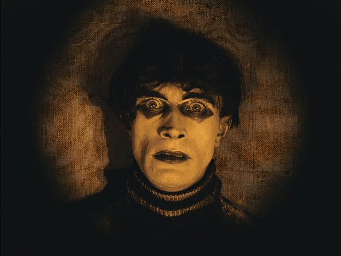 Organizatorių nuotr./Conradas Veidtas Cezario vaidmenyje. Ekrano nuotrauka. „Daktaro Kaligario kabinetas“ (rež. R. Wiene, Vokietija, 1920 m.)