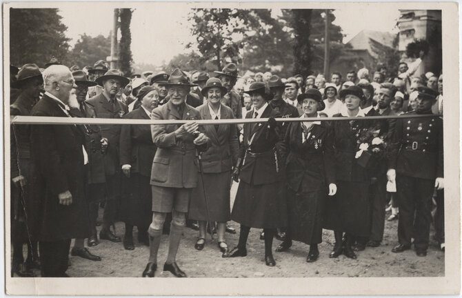 LNM nuotr./Roberto Badeno-Povelio gatvės atidarymas Palangoje. Kairėje Jonas Šliūpas. 1933 m. 