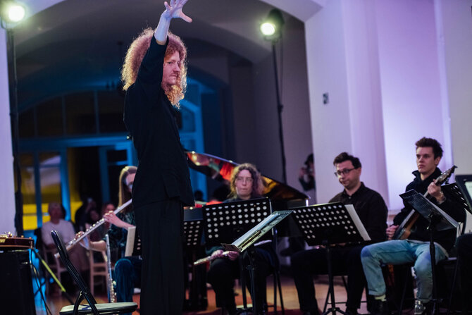 Organizatorių nuotr./Šiuolaikinė muzika Kintuose