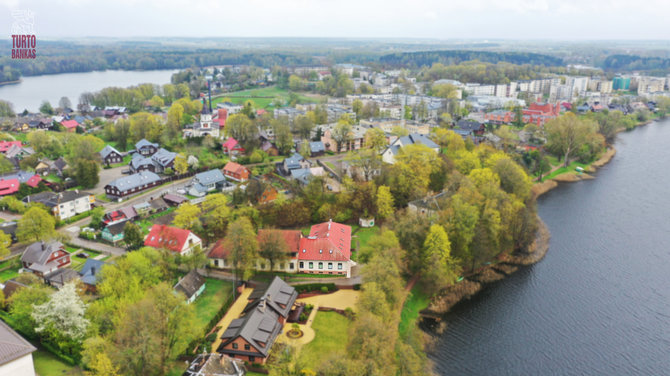 Bendrovės nuotr./Administracinės patalpos prie Totoriškių ežero kranto