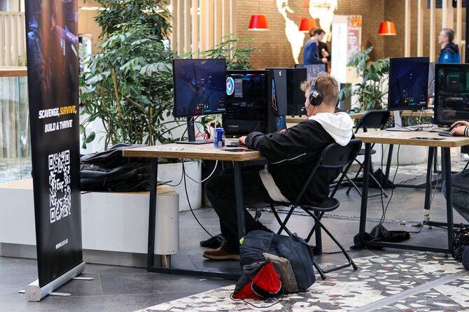 „Vilnius Outlet“ nuotr./„Vilnius Outlet“ kviečia į vaizdo žaidimų epine švente jau vadinamą festivalį A-GAME 2025