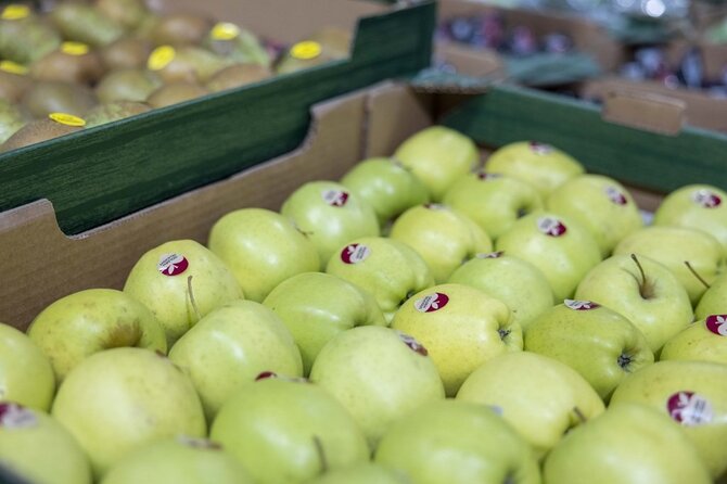 „Lidl“ nuotr./Vaisiai ir daržovės kasdieniame racione nebūtinai turi kainuoti brangiai: „Lidl“ ekspertas pataria, kaip jų suvartoti daugiau