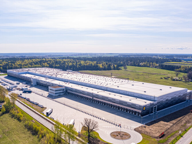 „Lidl“ nuotr./„Lidl Lietuva“ logistikos centras pripažintas geriausiu industriniu NT projektu Baltijos šalyse