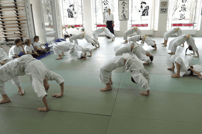 „Aikido Dojo sūkurio“ nuotr./Sporto būrelių gidas: kokios treniruotės išugdys tvirtą vaikų charakterį ir suteiks fizinės bei emocinės stiprybės? 