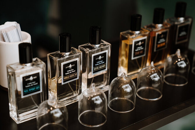Viktorijos Zaičenko nuotr./Išskirtiniai aromatai „Outlet Park“: butikas „samanà“ kviečia atrasti nišinės parfumerijos pasaulį!
